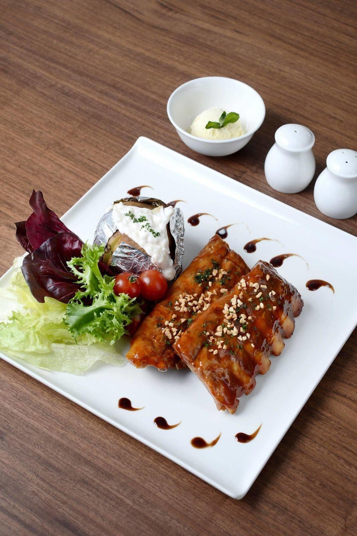 סאוגוויפו Jeju Aerospace Hotel מראה חיצוני תמונה